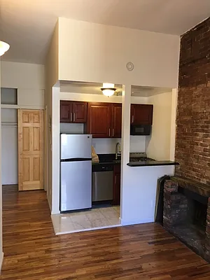 Rented by AJ Clarke | media 39