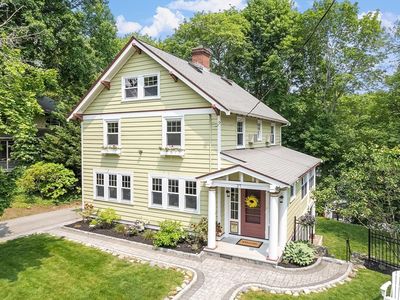 27 Holland Rd, Melrose, MA, 02176