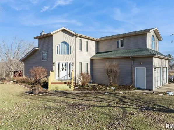 2006 Portland Ave, Savanna, IL 61074