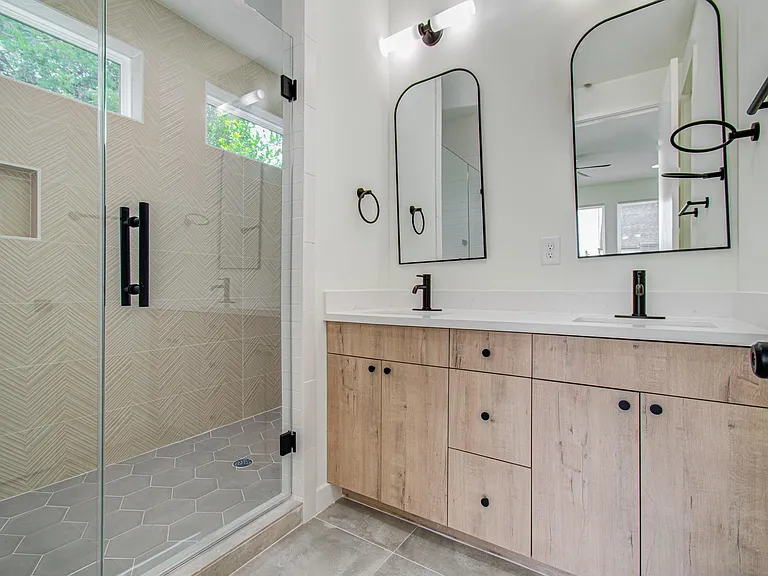 1308 Tarley St #D — Photo 16
