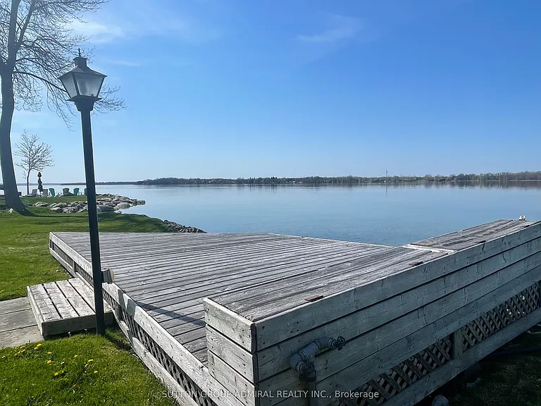 162 Bayshore Dr — Photo 10