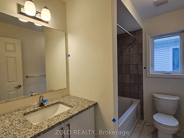 496 Trevor St — Photo 16