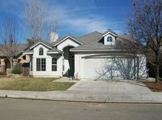 2940 E Emerald Ave, Fresno, CA 93720