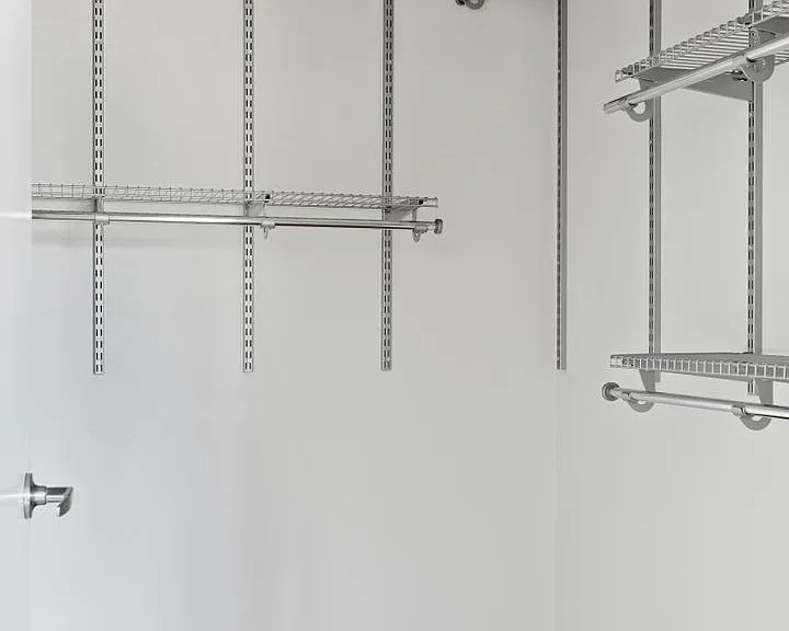 East River Apartments — Photo 14