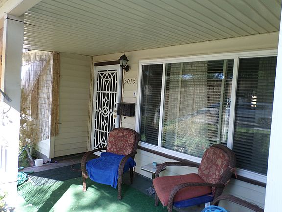 3rd image of 3015 W Mendocino Ave