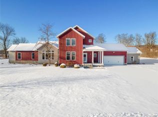 204 Siena Cir, Lee Center, NY 13363