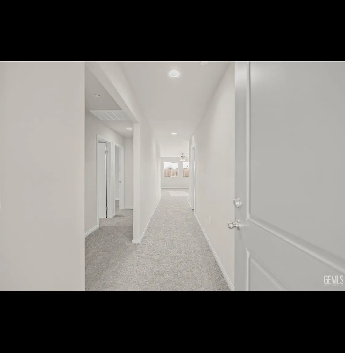 4 bed, 1751 sqft, $2,900 — Photo 3