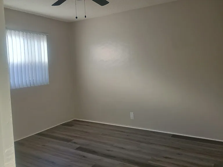 2130 W El Segundo Blvd #8 — Photo 11