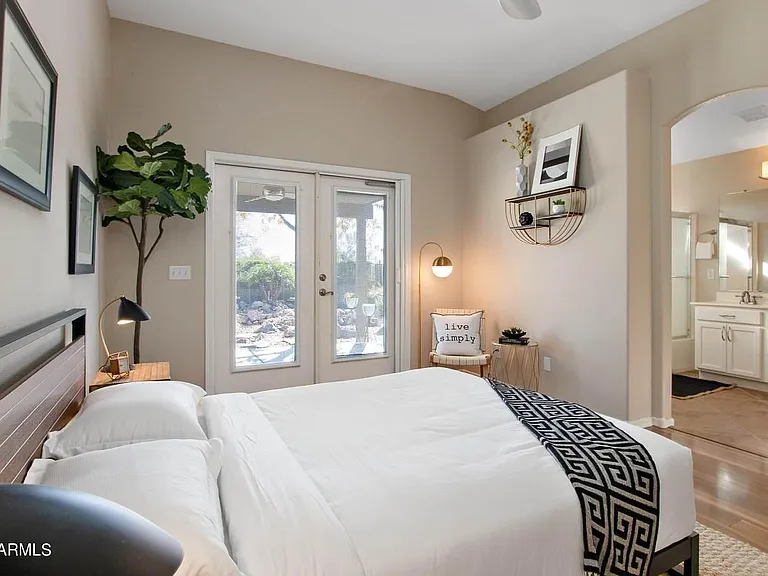 6494 S Foothills Dr — Photo 20