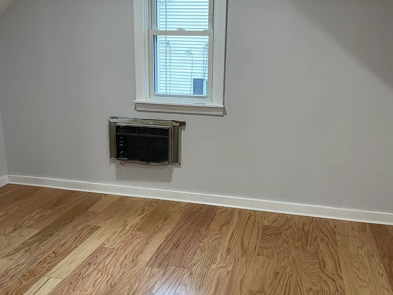 upstairs secondary bedroom
