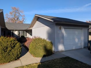 903 B Ave, La Grande, OR 97850