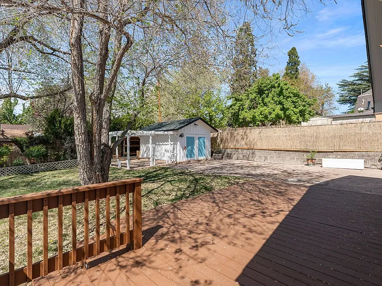 1117 Codel Way — Photo 31