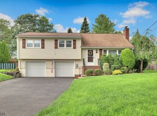 314 Willow Ct, Ridgewood, NJ 07450