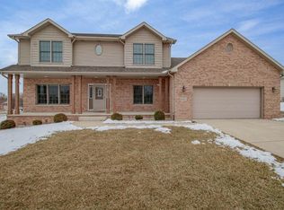 8163 Knickerbocker Pl, Saint John, IN 46373