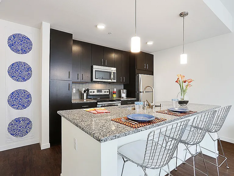 Metreau Apartments — Photo 9