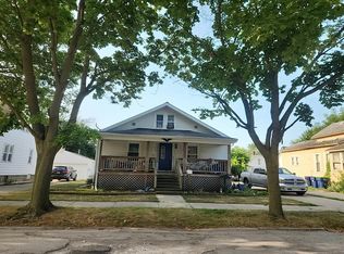 1906 3rd St, Bay City, MI 48708