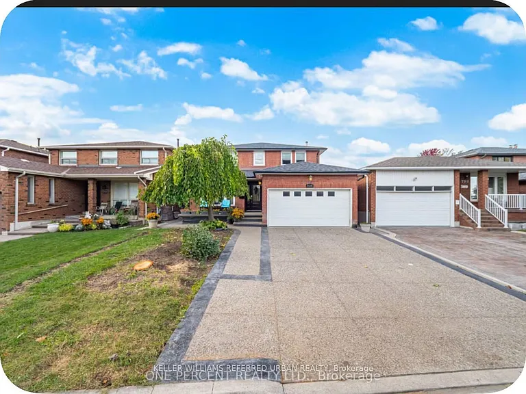 704 Bookham Cres — Photo 1