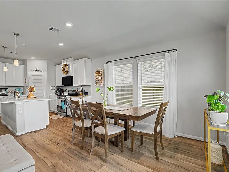 10842 Cliffs View Dr — Photo 11