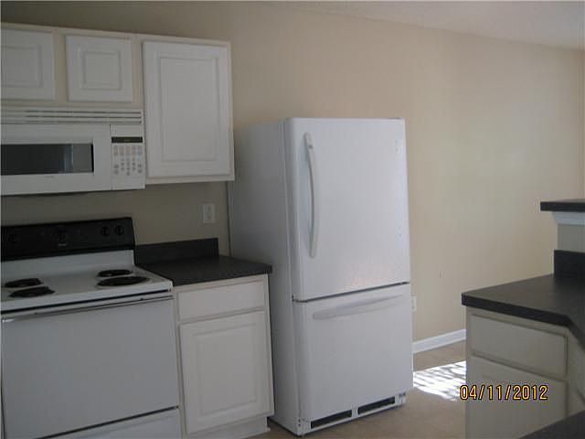 2nd image of 600 Hillandale Park Dr
