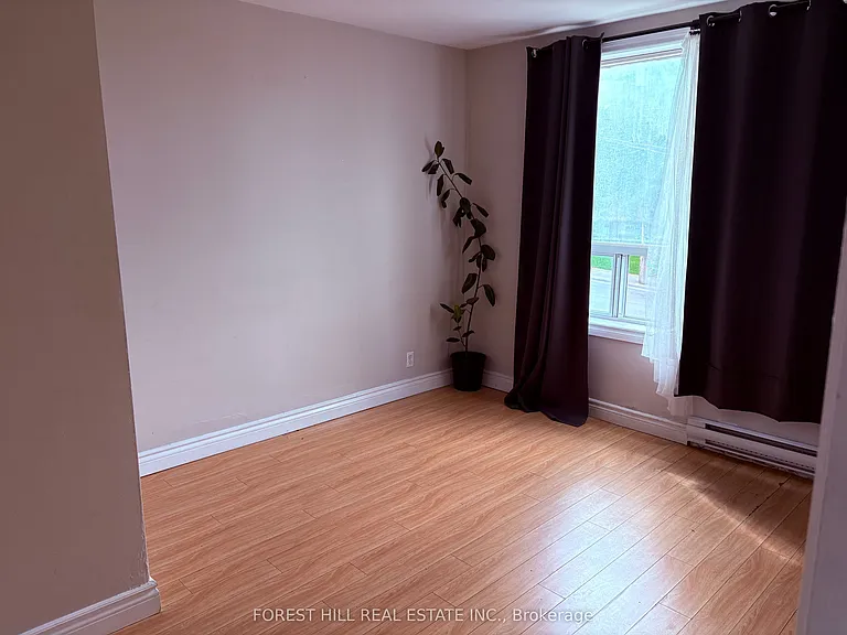 2530 Eglinton Ave W #1 — Photo 3