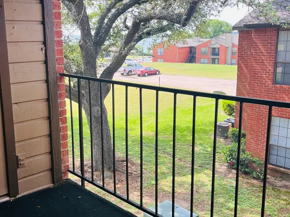 5913 Lake Hubbard Pkwy, Garland, TX