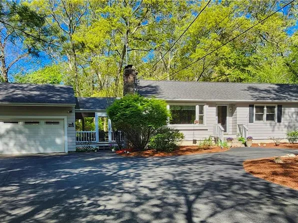529 Shippeetown Rd, East Greenwich, RI 02818