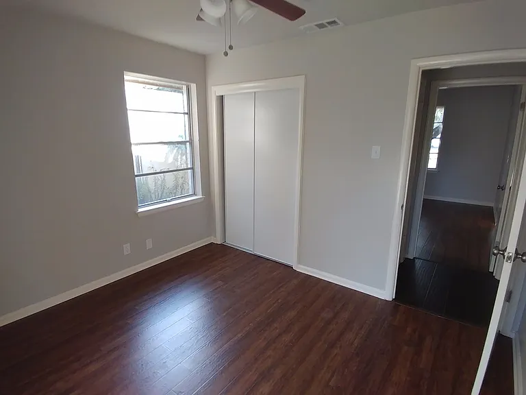 2523 Gross Rd — Photo 10