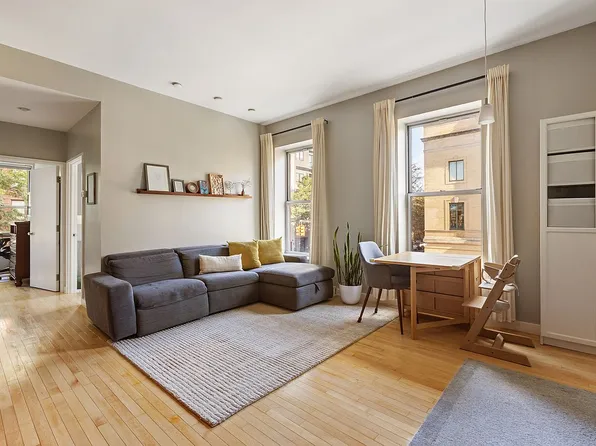524 Saint Johns Pl APT 2A, Brooklyn, NY 11238
