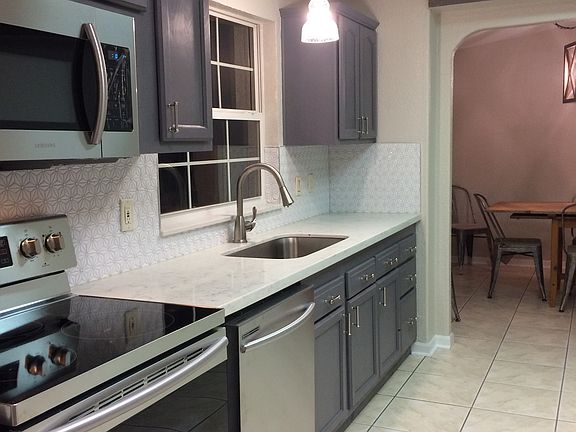 3rd image of 3990 Cresthill Ln