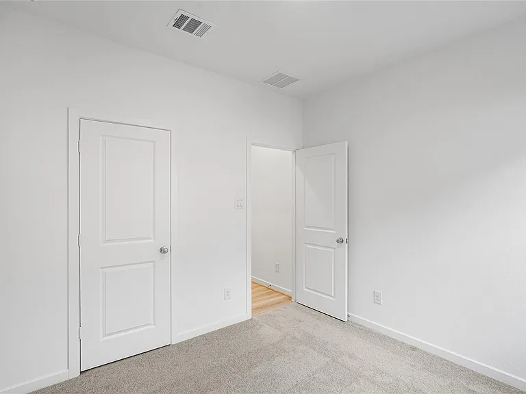 9715 Westminster Manor Dr — Photo 13
