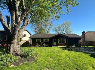 2607 Henderson Ave, Hurricane, WV 25526