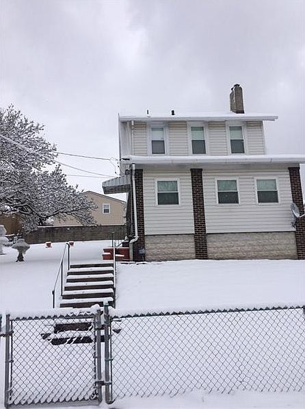 2nd image of 4207 Bristol St