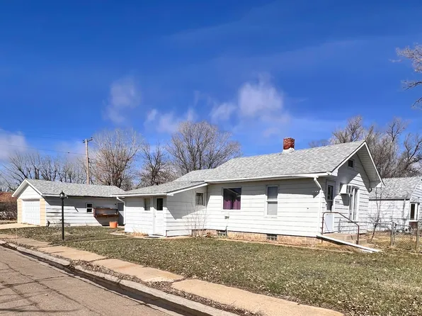 111 Mill St, Scobey, MT 59263