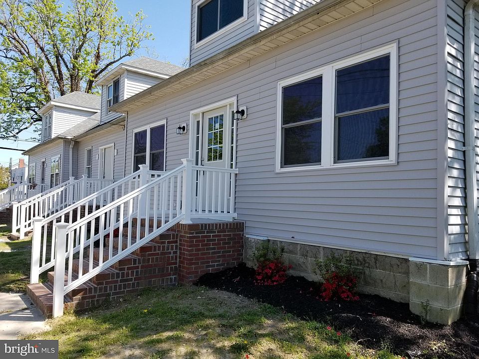 1st image of 421 Maryland Ave