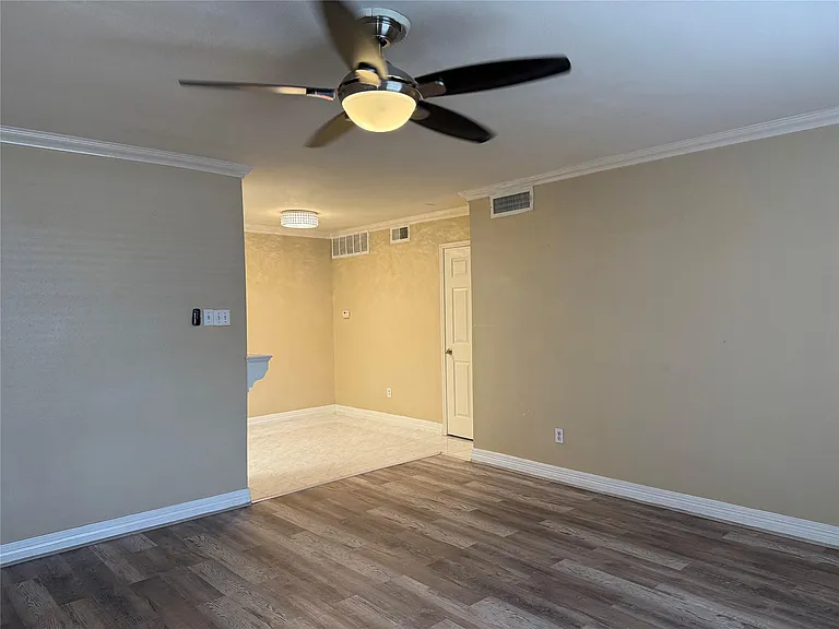 2250 Bering Dr #39 — Photo 7