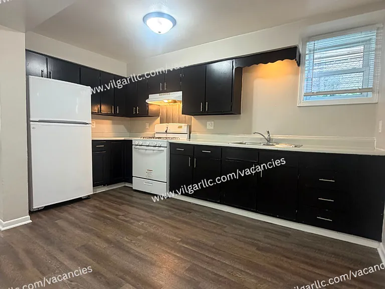 3931 Ivy St — Photo 6