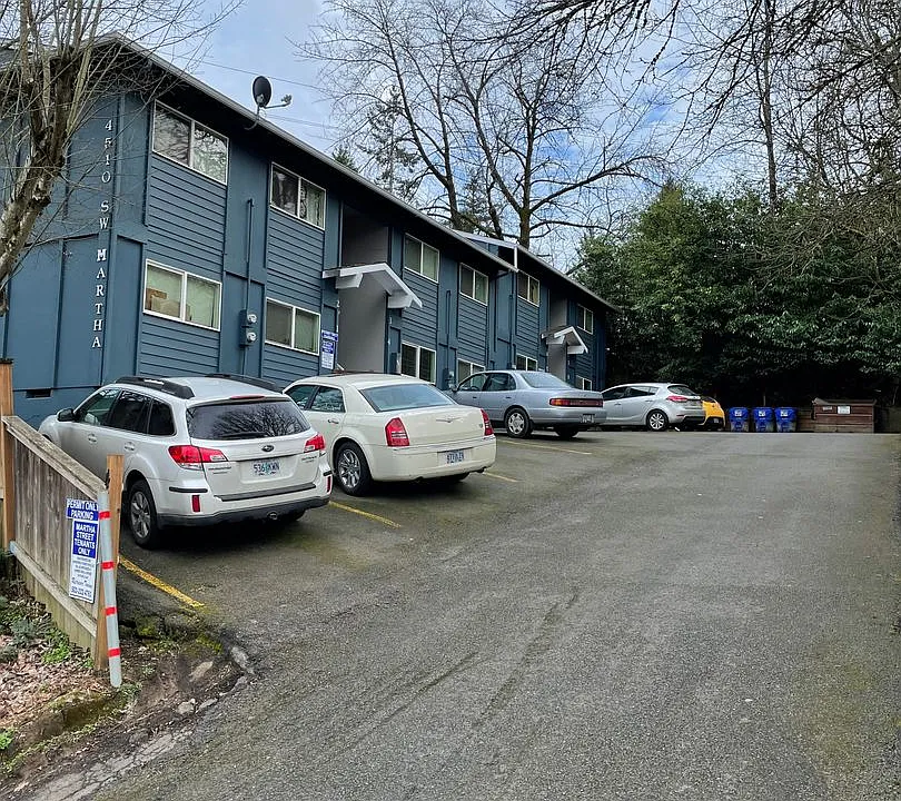 Martha St. Apartments, LLC