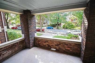 3rd image of 2803 Charlotte St #2