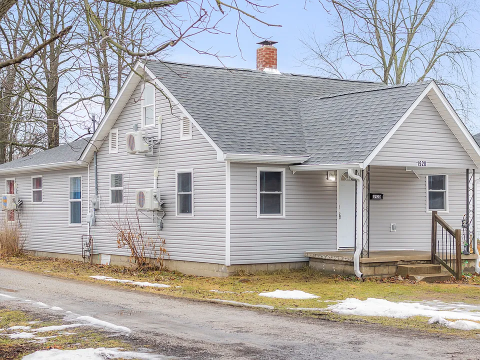 1920 Elm St #1