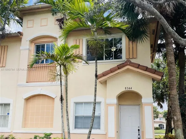 8344 SW 27th St #107, Hollywood, FL 33025