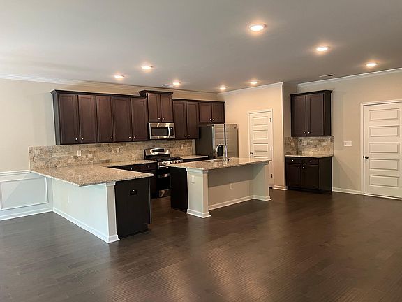 5th image of 3002-6A Cherry Laurel Ln