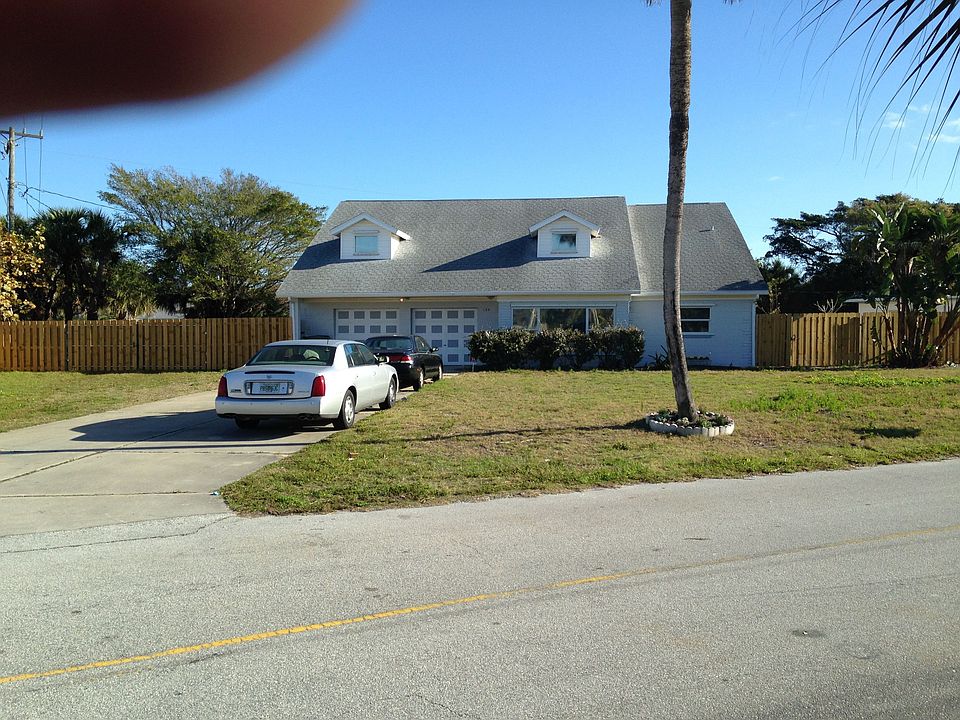 1st image of 104 E Suwannee Ln