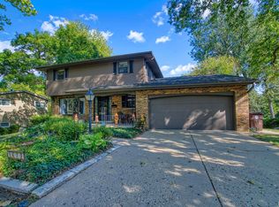 4620 N Rosemead Dr, Peoria, IL