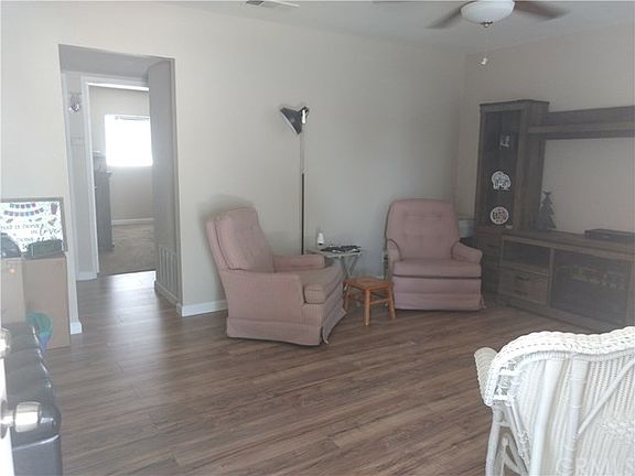 5th image of 2115 Avenida Estrada