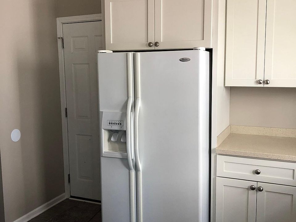 1st image of 4370 W 48th St #L