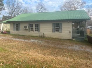 808 McLemore St, La Fayette, GA 30728