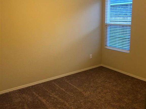 4th image of 6701 Magnolia Way