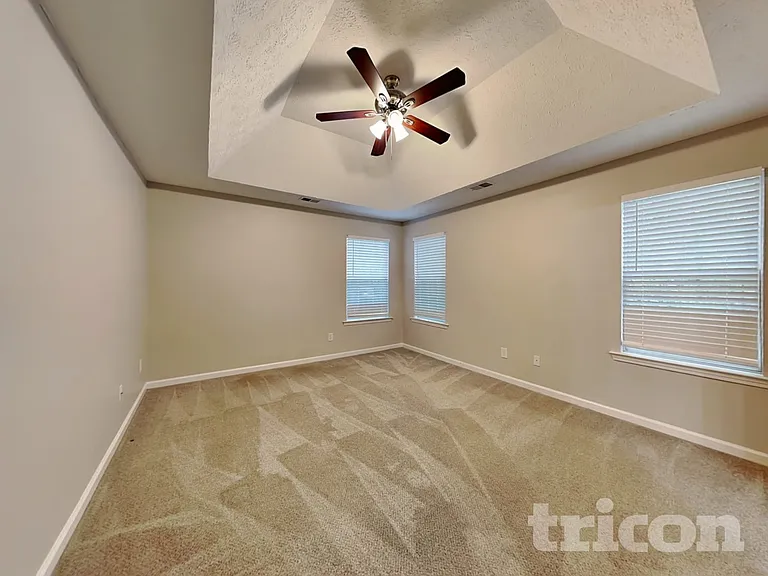 313 Cascade Ct — Photo 8