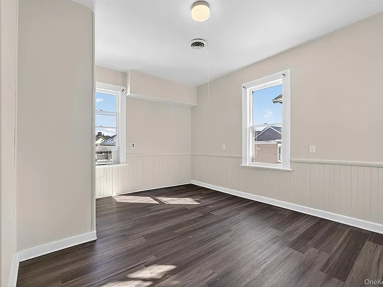 82 Jersey Ave — Photo 31