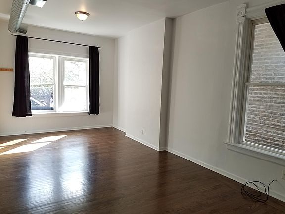Living & Dining (1 of 2)